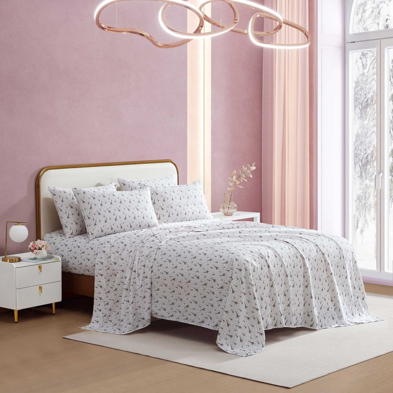 Betsey Johnson Bonus Sheet Set, Full Sheet Set with 4 Standard Pillowcases, Xox Bling Kitty Pink