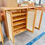 Armoire à chaussures entièrement en bois massif