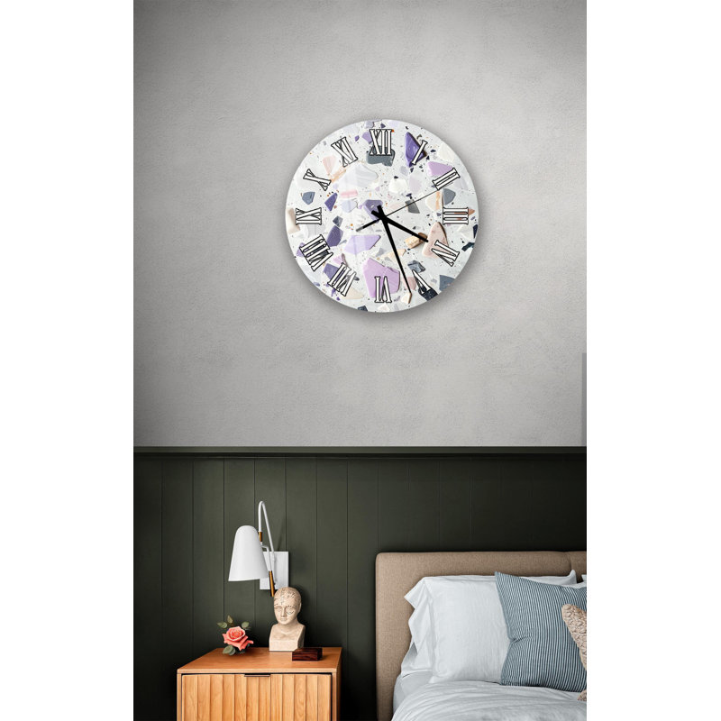 Horloge murale Terrazzo, motif de pierre mauve, art moderne en verre trempé, montre ronde en mosaïque, cadeau de pendaison de crémaillère unique, décoration intérieure silencieuse