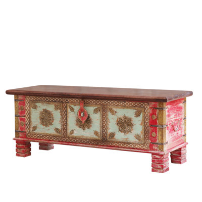 Alessa 1 Piece Solid Wood Blanket Chest