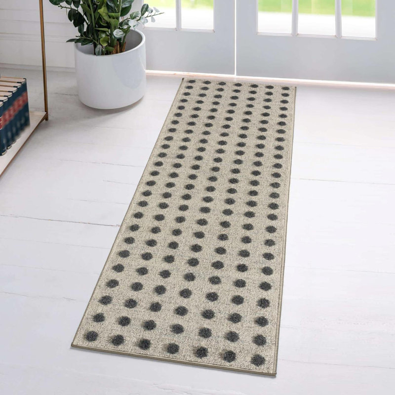 Amayra Geometric Indoor Rug, Runner 2' x 8'