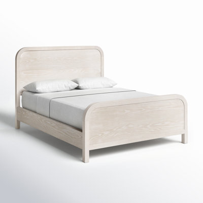 Essie Bed