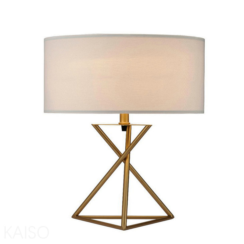 Lampe de table de style Mid-Century 26,25 po de style Mid-Century Ester, or mat