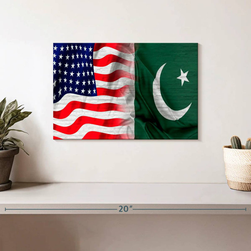 Borges USA And Pakistan Flags, 8" H x 12" W