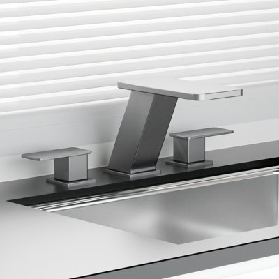 Widespread Bathroom Faucet 3 Hole, 2-Handle Bathroom Sink Faucet With Drain Assembly