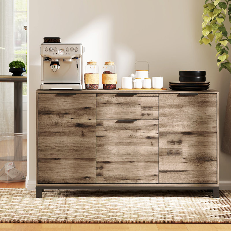 Buffet industriel avec rangement grain de bois brun