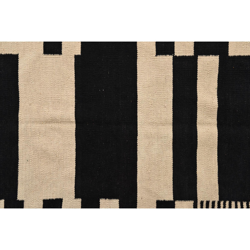 Tapis noir et blanc Ousley
