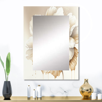 Blooming Beige Floral Design II - miroir floral, miroir mural décoratif traditionnel, impression d'art en métal