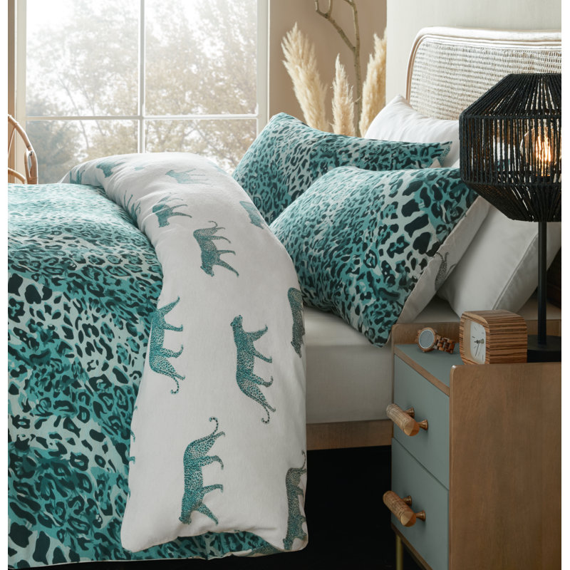 Blevens Animal Print Duvet Cover Set with Pillowcases, Double Duvet Cover + 2 Standard Pillowcases, Black/Green