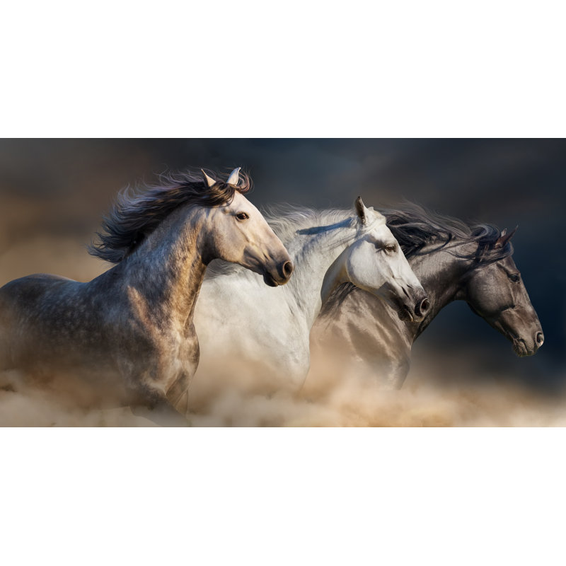 Trio de chevaux qui courent dramatiquement, H 16 po x l 24 po x P 1,5 po