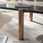 Table basse avec pieds