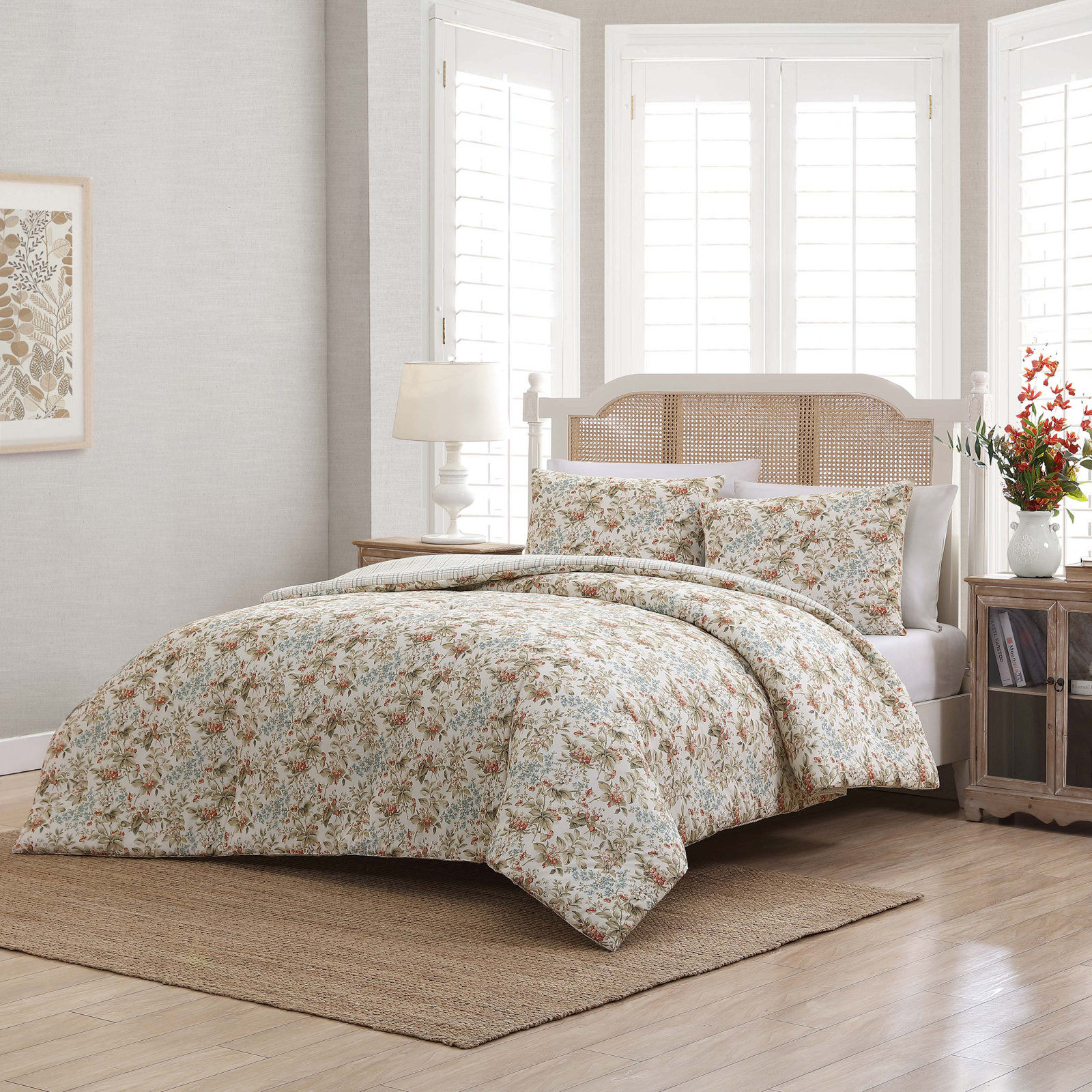 Laura Ashley Bramble Floral Cotton Reversible Comforter Set, Twin Comforter + 1 Standard Sham, Beige