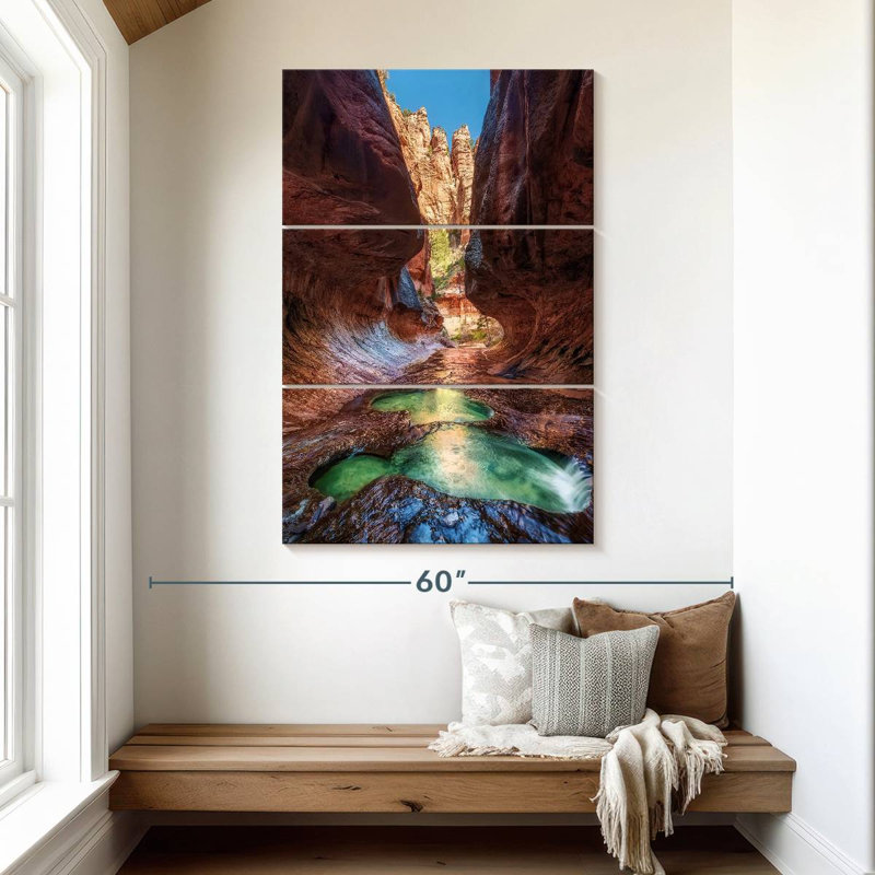 Alvord The Canyon, H 50 po x l 32 po