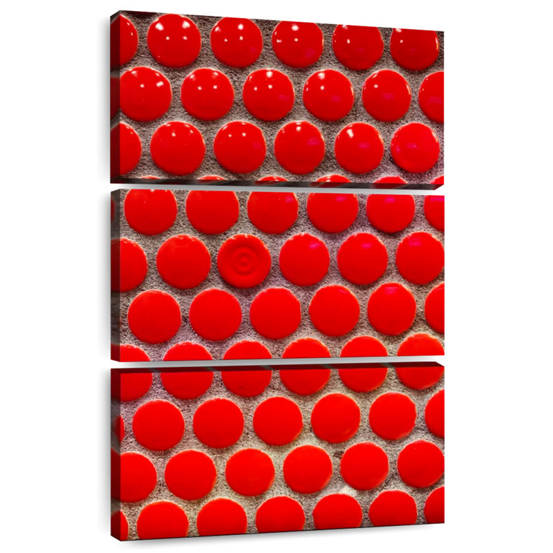 Avery Red Circle Tiles, 32" H x 20" W