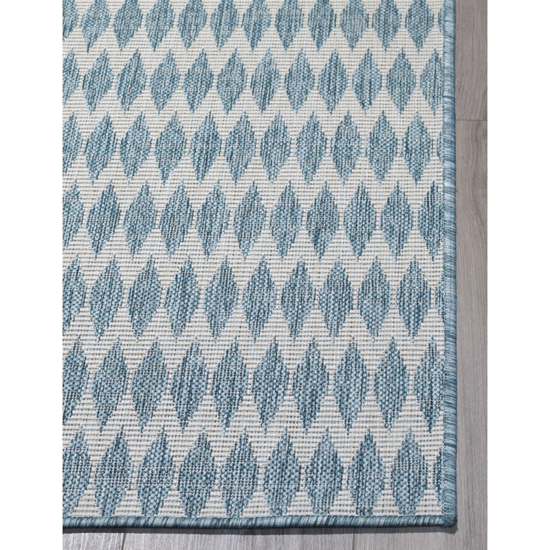 Cathylee Geometric Indoor / Outdoor Rug, Rectangle 5'2" x 7'6"