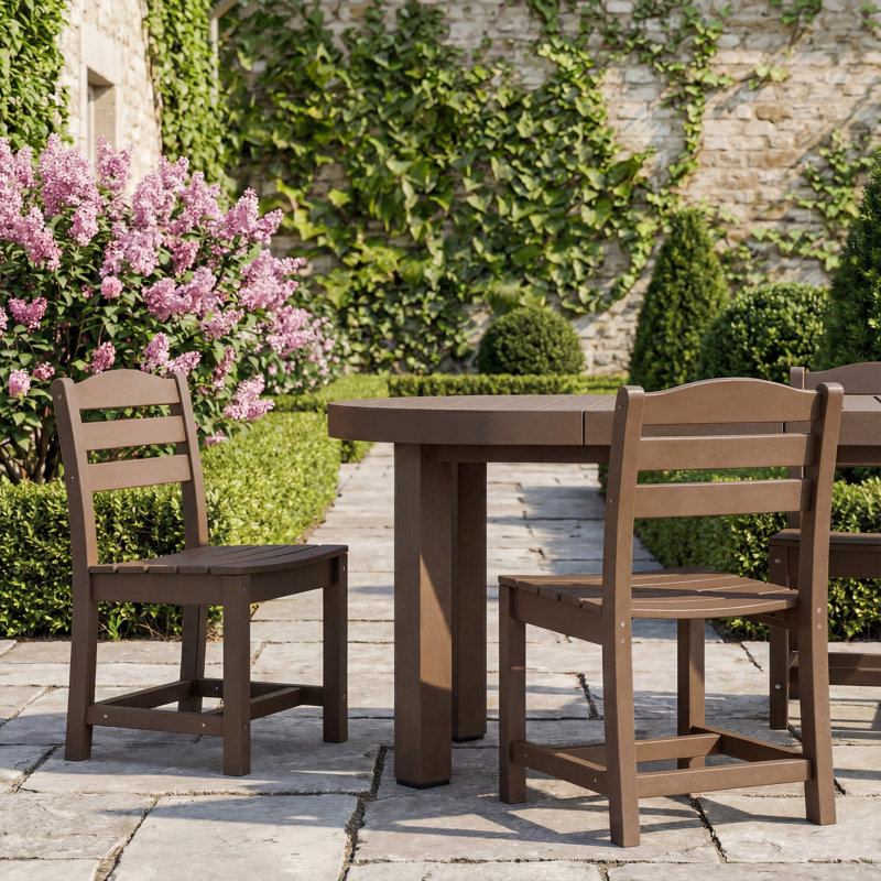 Chaises de salle à manger d'extérieur en PEHD (ensemble de 2), Brun