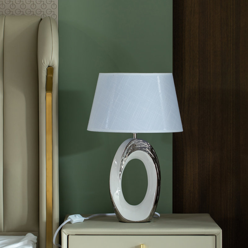 Akaisha Ceramic Table Lamp