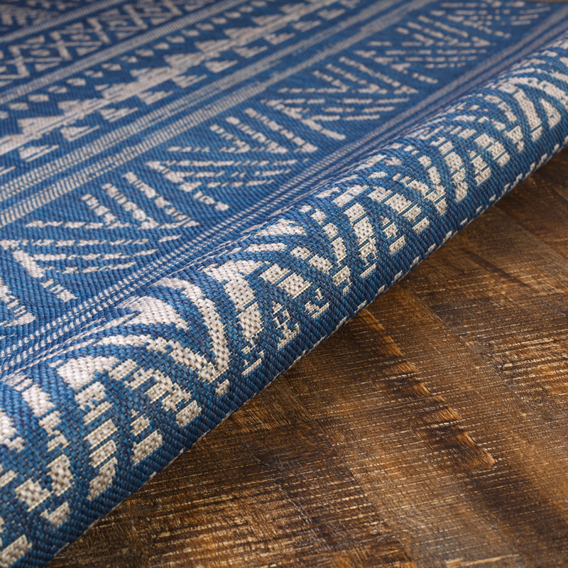 Tapis intérieur / extérieur bleu Arlen, Rectangle 8 pi x 10 pi