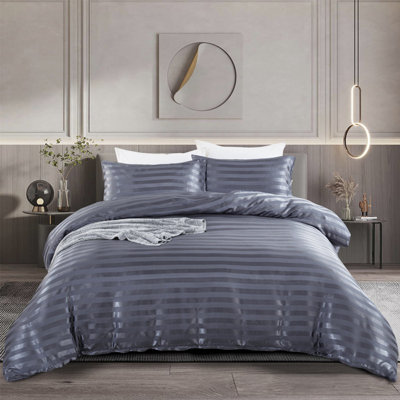 Polyester Solid Colour Duvet Cover Set with Pillow Shams Included
