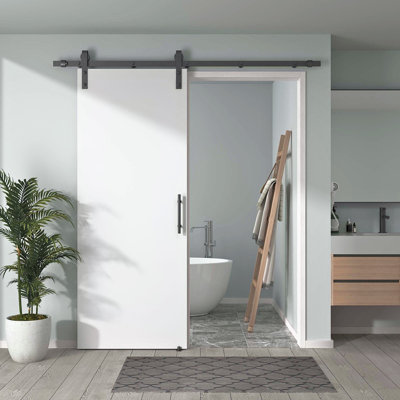 Porte de grange coulissante pré-assemblée 30 po x 80 po avec porte de grange tout-en-un 5,5 pi.