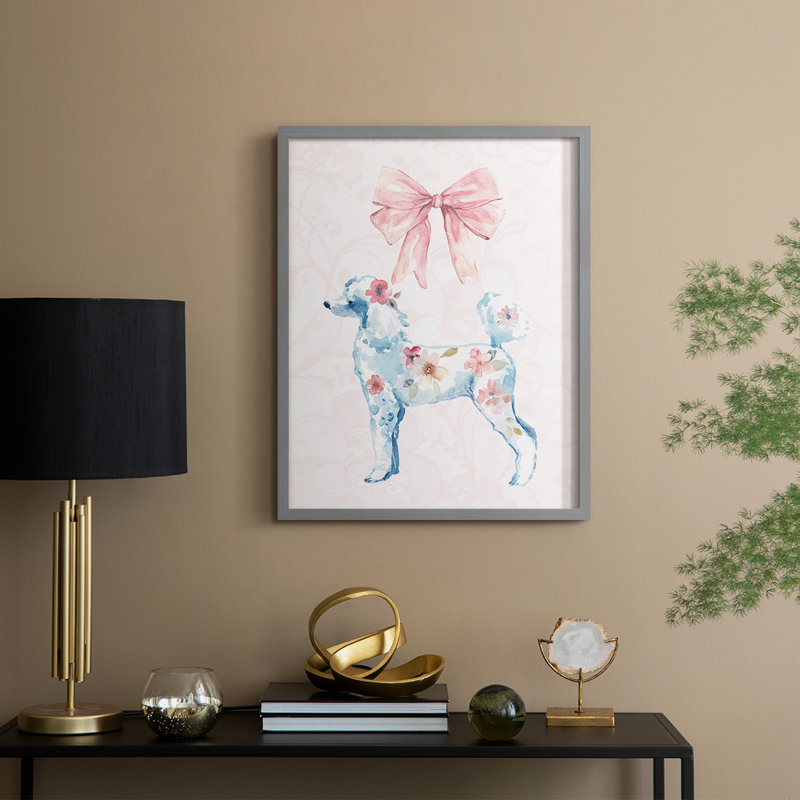 «Frilly Lily», reproduction encadrée - bois massif, H 30 po x l 24 po, Gris
