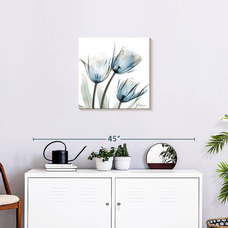 Harnek Glacier Tulips I, 20" H x 20" W