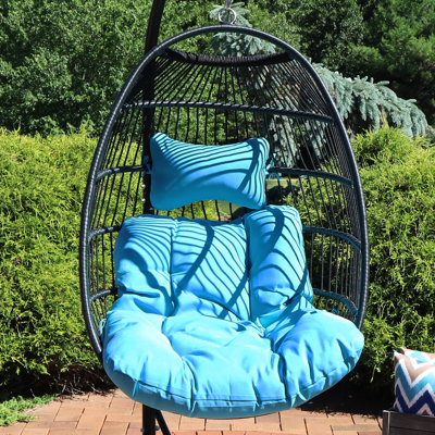 Chaise suspendue en polyéthylène avec coussins Cadmann - Bleu