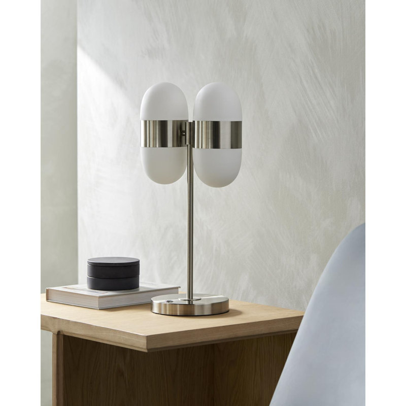 Lampe de table Navana, Nickel métallique