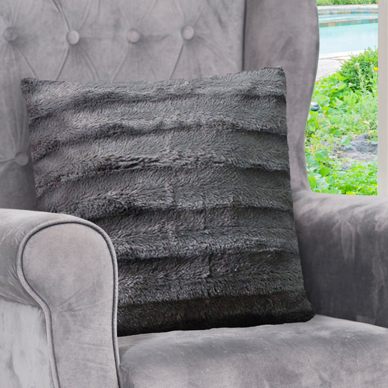 Housse de coussin en similifourrure, 18 po x 18 po, Gris