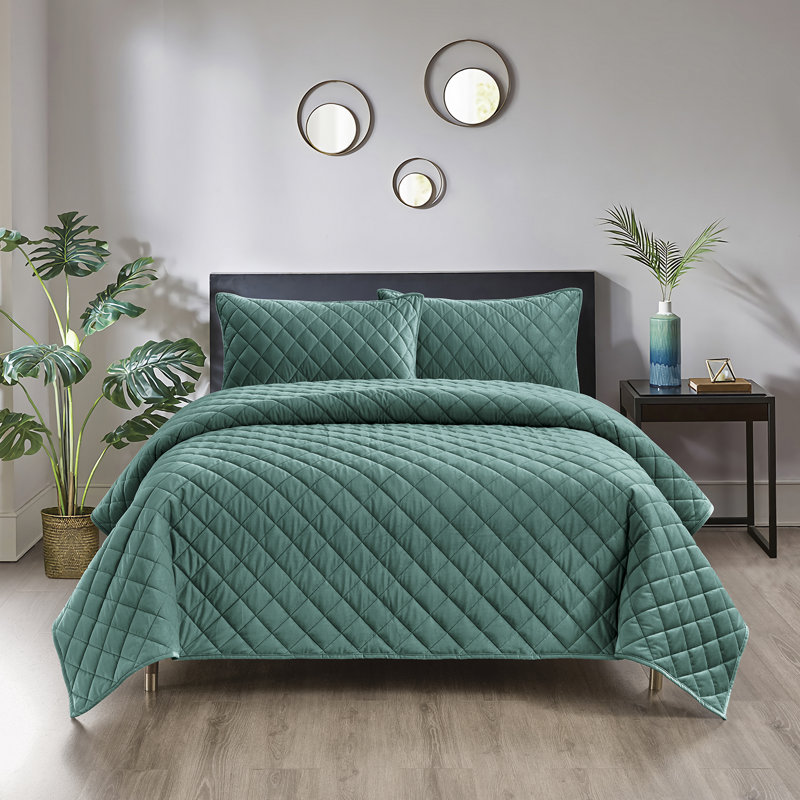 Pointehaven Mineral Blue Velvet Oversized Diamond Quilt Set, King/California King, Mineral Blue, King Quilt + 2 King Shams