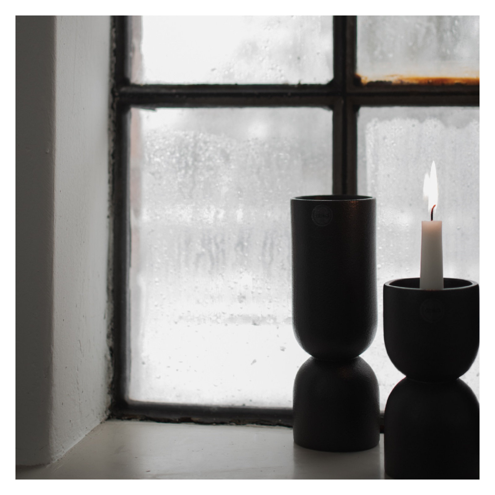 Ashdon Ceramic Table Vase, Black