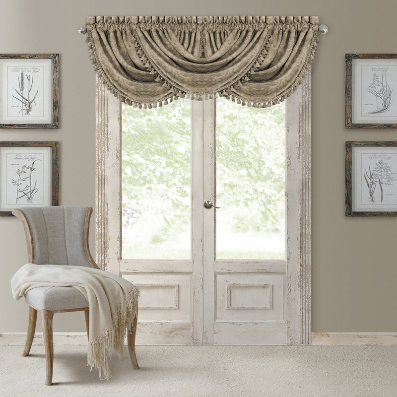 Cantonnière à motif pompon et cascade Alicia, Taupe