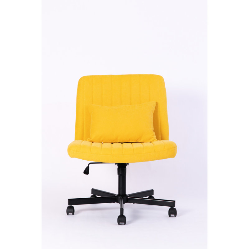 Chaise de bureau sans accoudoirs en lin jaune Cross avec roulettes, idéale pour le bureau à domicile et les espaces de maquillage. Stabilité accrue et rotation à 360° pour un maquillage confortable. Coussin et réglages ajustables.