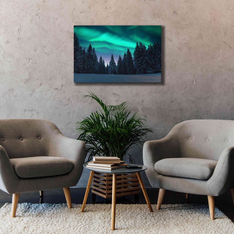 «Northern Lights In Winter Forest 3» par Epic Portfolio, estampe numérique sur toile, H 26 po x l 40 po x P 1,5 po