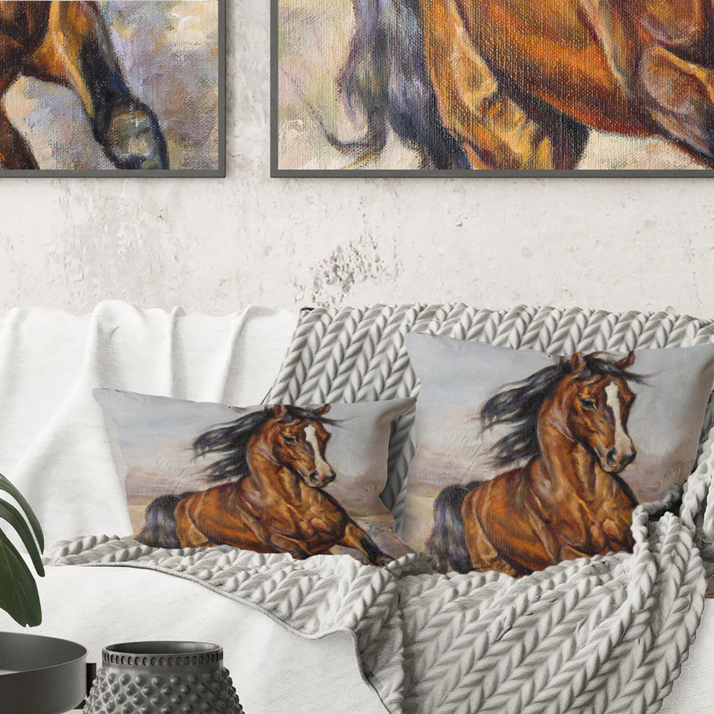 Portrait d'un cheval dans la course - Coussin décoratif à imprimé traditionnel, 16 po x 16 po