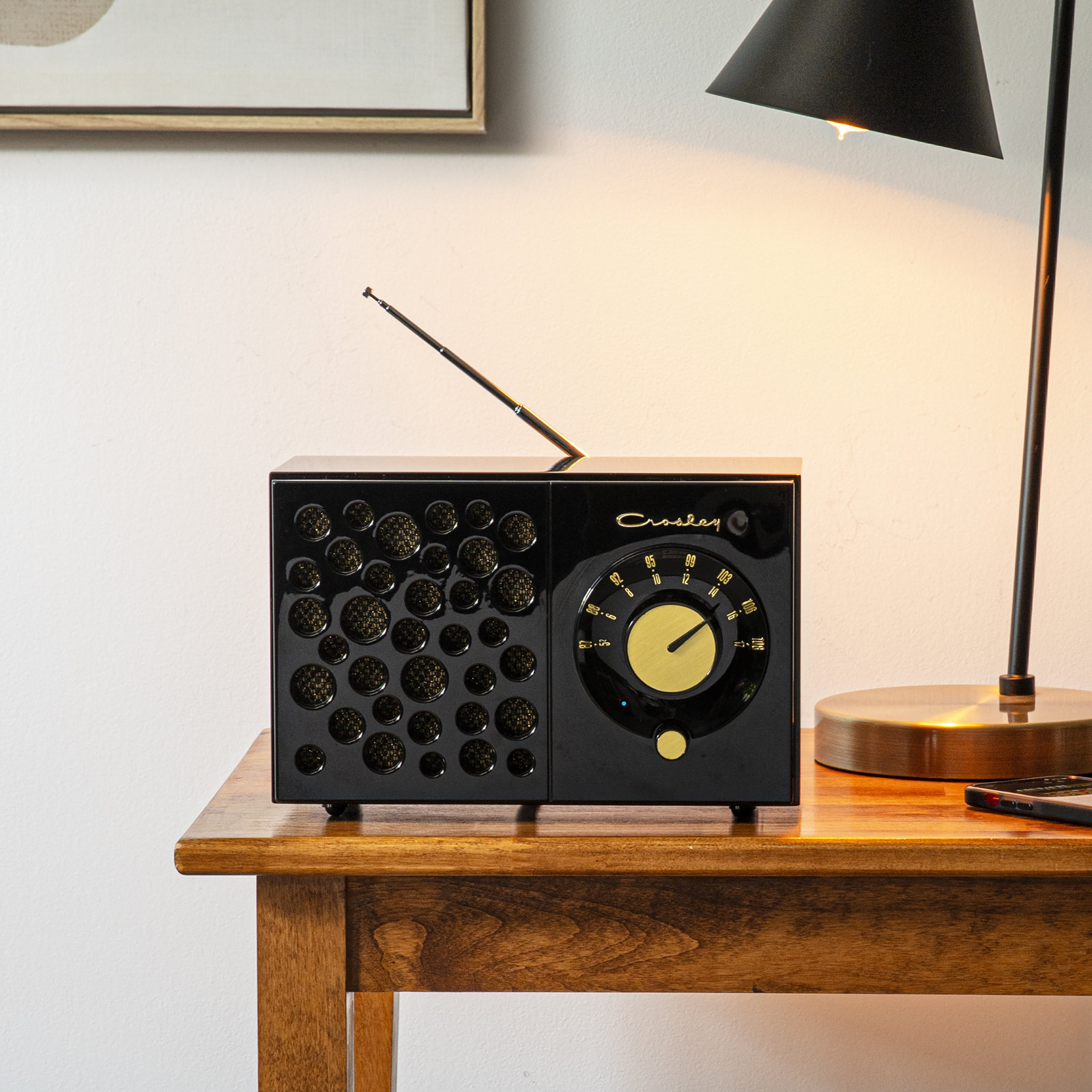Maverick Radio, Black