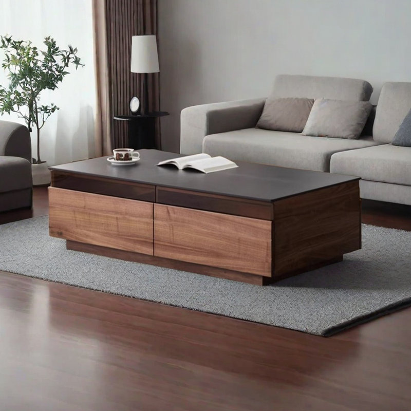 Conception simple de la table basse en bois massif rétro