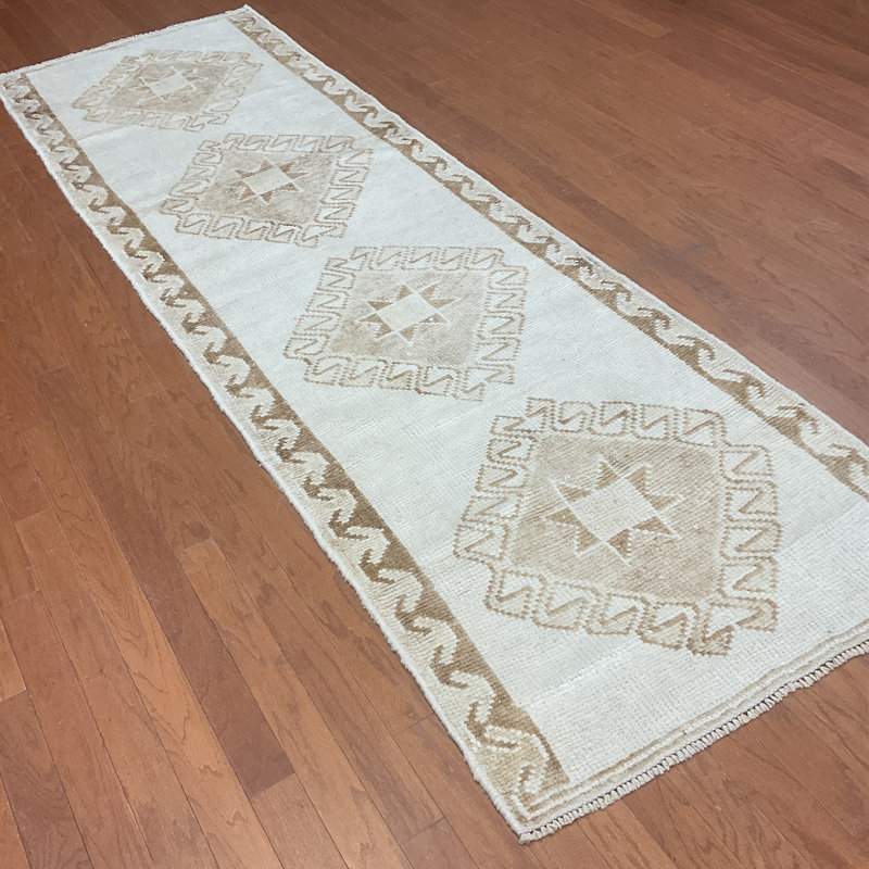 Bungalow Rose Handmade Turkish Oushak Wool Runner