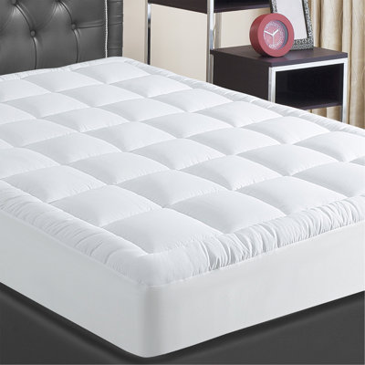 Surmatelas en duvet synthétique 2 po Sharen