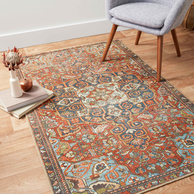 Tapis rouge tissé à la machine Anaelise, Rectangle 3 pi 6 po x 5 pi 6 po