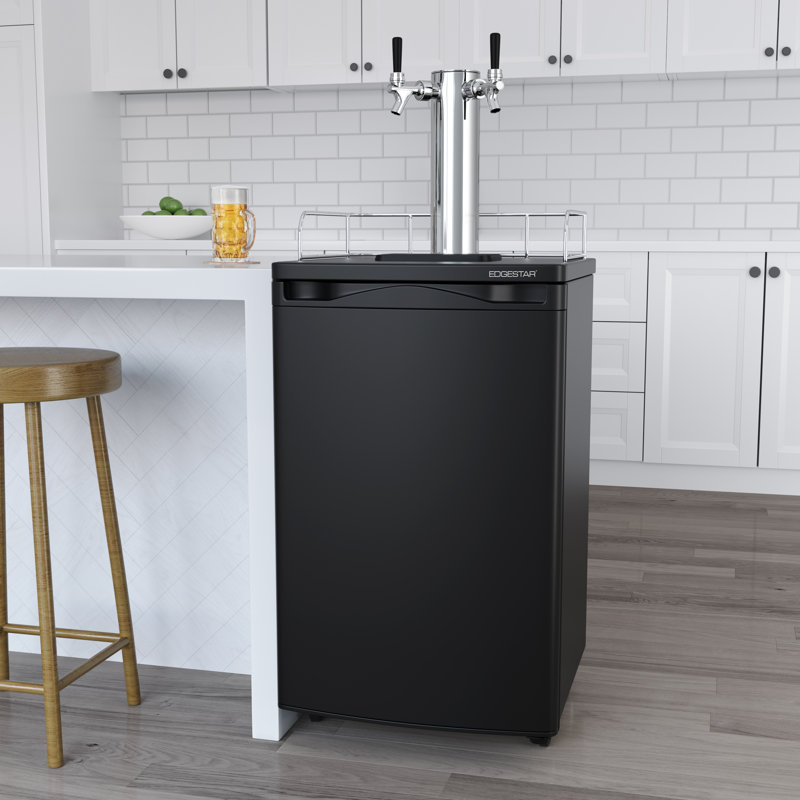 Réfrigérateur à bière grande capacité à double robinet 4,9 pi³, Acier inoxydable