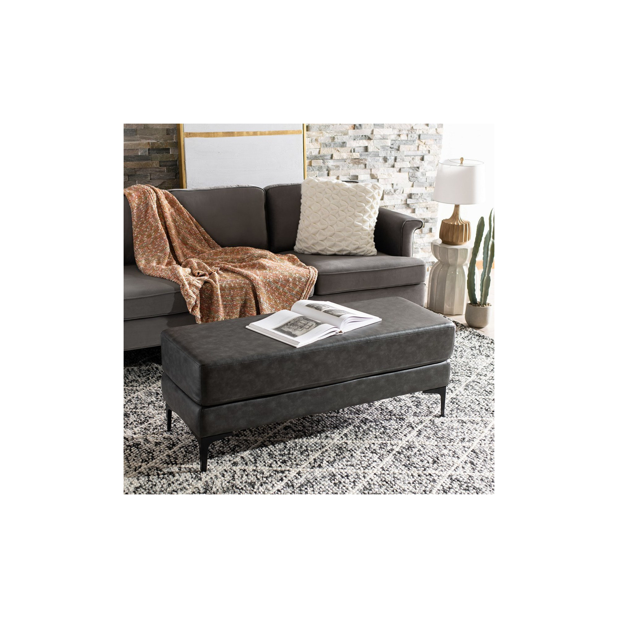 Lennie Bench, Gray
