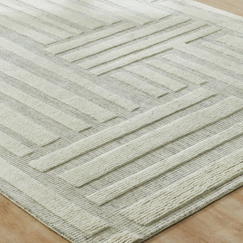 Handmade Wool Geometric Area Rug, 5' x 7'