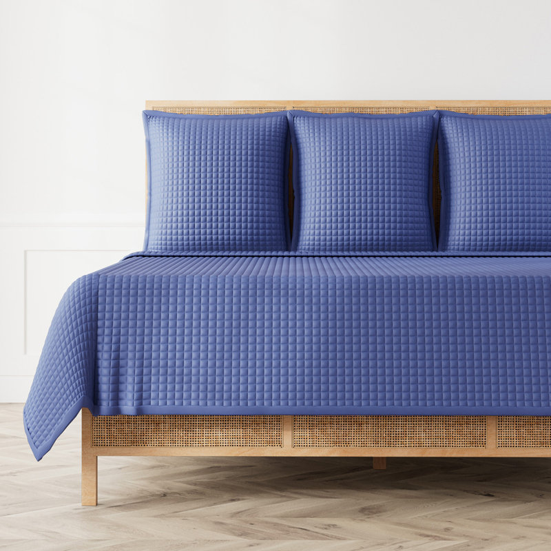 Ready-to-Bed Coverlet, Periwinkle, Queen Quilt