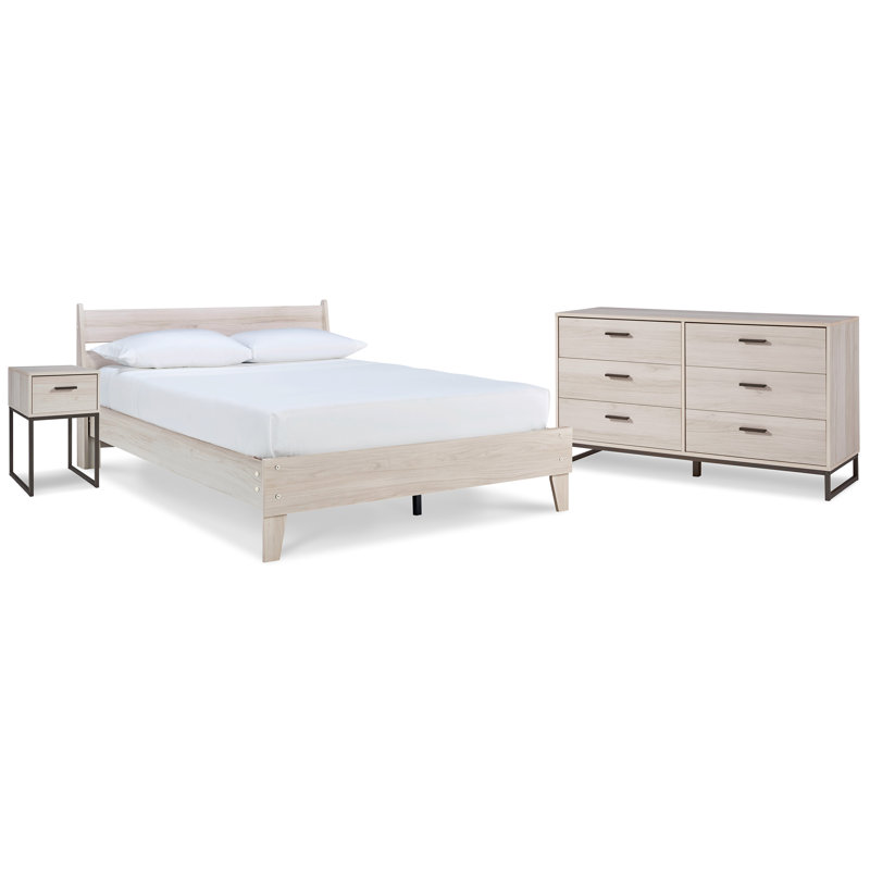 Grand lit plateforme à panneau avec commode et table de chevet Socalle