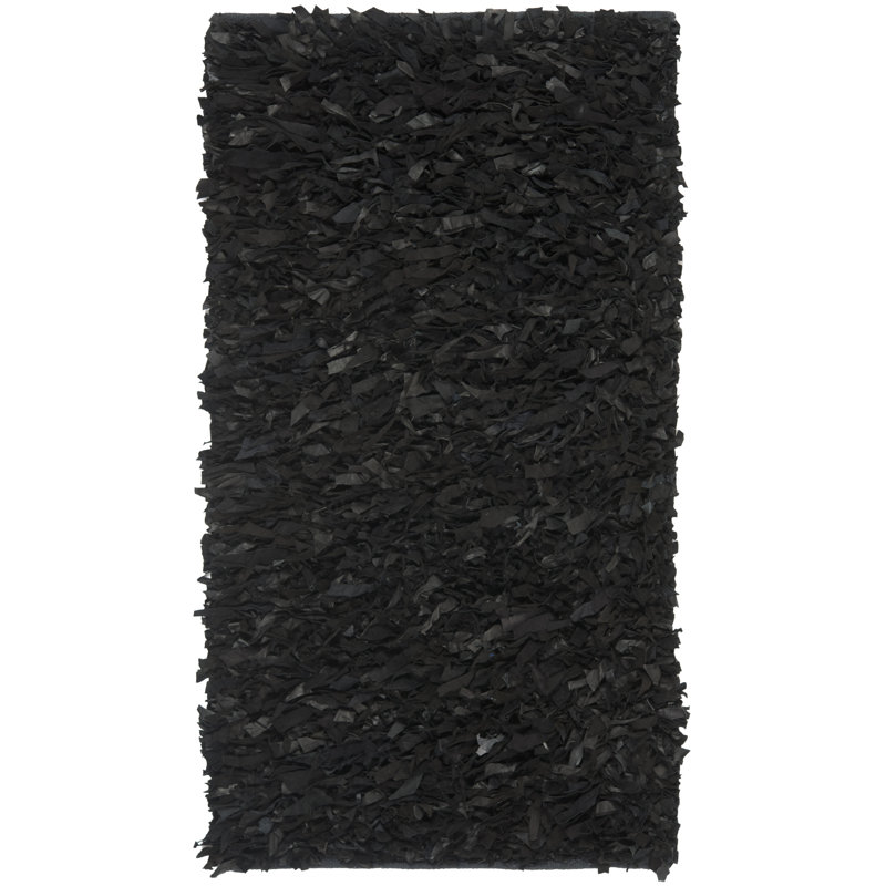 Tapis noir II, 2 pi 3 po x 4 pi