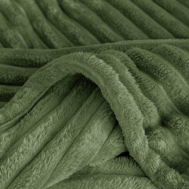BELLISSIMA PLUSH THROW, Olive, 240cm x 200cm