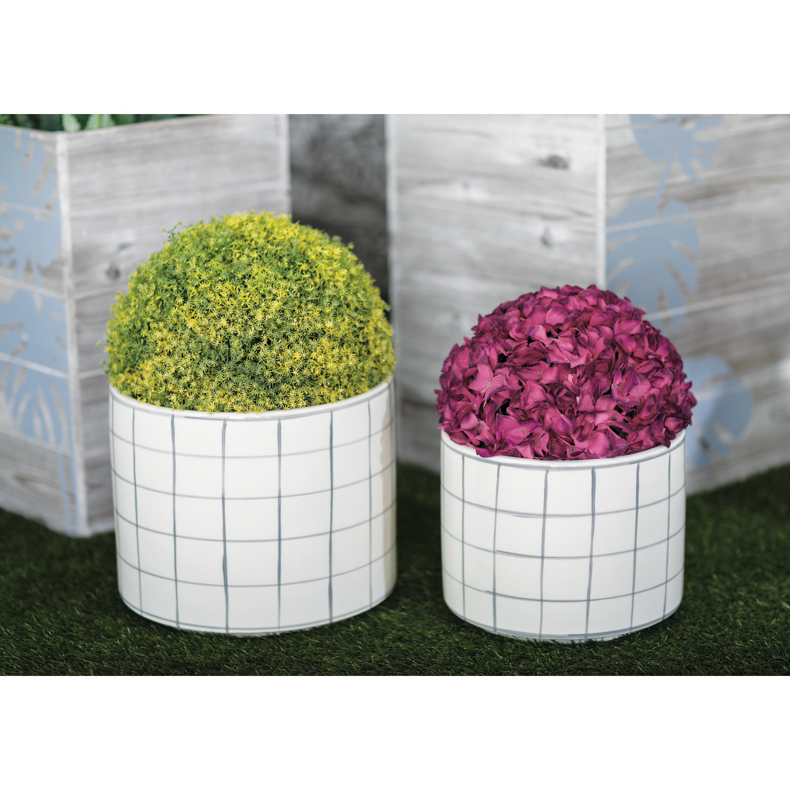 Crete 10'' Ceramic Table Vase, White/Gray