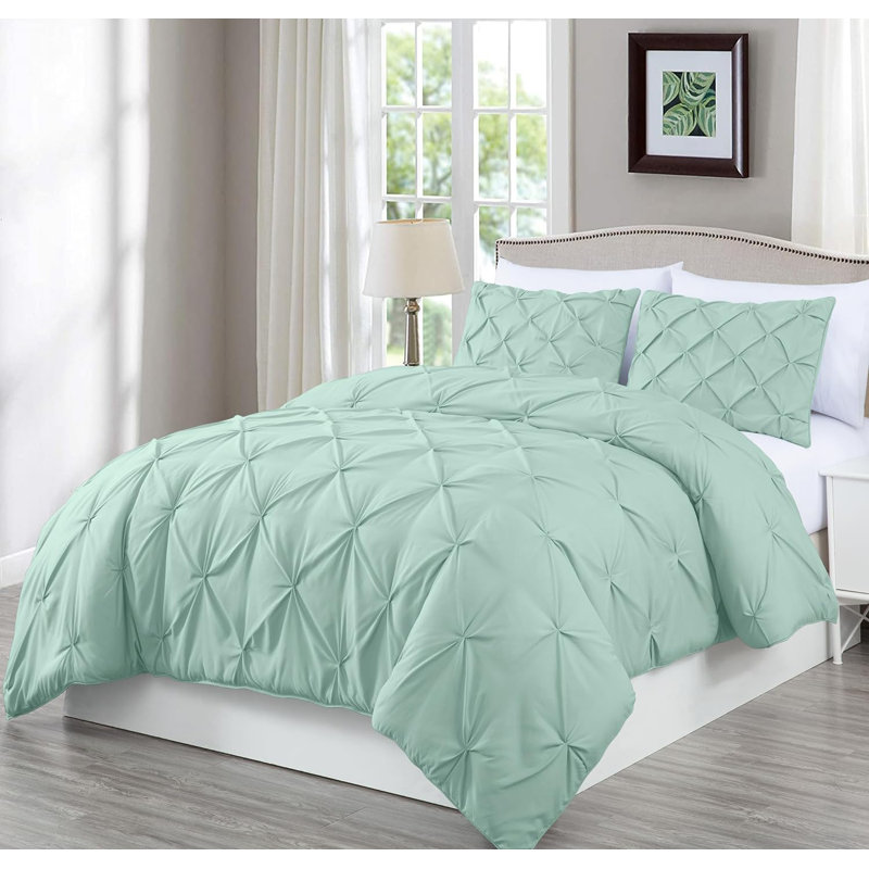 Berlin Pintuck Microfiber 3-Piece Comforter Set, Queen Comforter + 2 Standard Shams, Seafoam Green