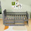 Structure de lit simple en bois avec tiroirs de rangement et garde-corps de sécurité-114308685